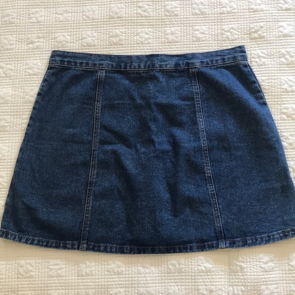 BDG Button Down Denim Skirt - Picture 4 of 5